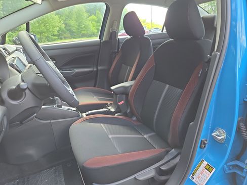 New 2025 Nissan Versa SR w/ Trunk Package image 11