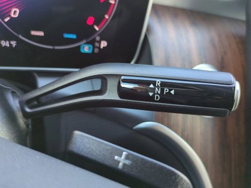 Used 2026 Mercedes-Benz GLC 300 image 19