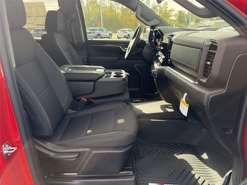 New 2026 Chevrolet Silverado 1500 LT AWD/4WD image 14