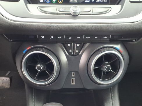 Certified 2020 Chevrolet Blazer LT image 15