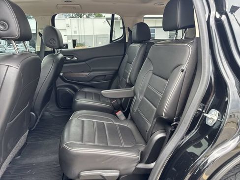 Used 2020 GMC Acadia Denali w/ Technology Package AWD/4WD image 26