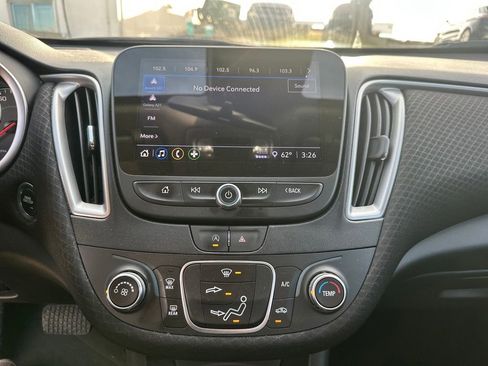 Used 2024 Chevrolet Malibu RS image 15