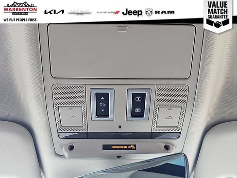 Used 2020 Land Rover Defender 110 SE AWD/4WD image 24