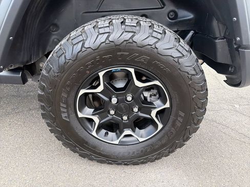 Used 2022 Jeep Wrangler Unlimited Rubicon 4xe w/ Steel Bumper Group AWD/4WD image 32