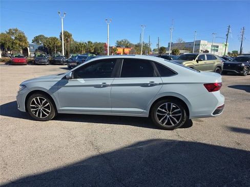 New 2026 Volkswagen Jetta SE image 5