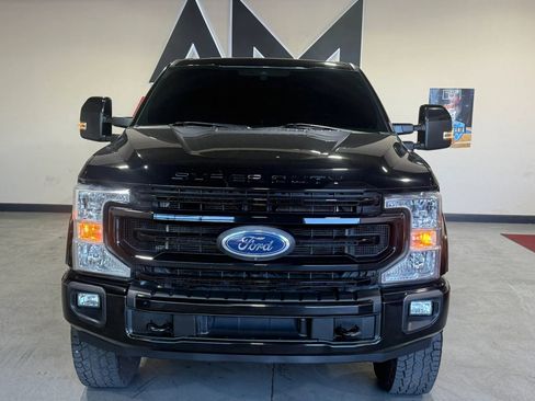 Used 2022 Ford F250 Lariat w/ Tremor Off-Road Package image 3