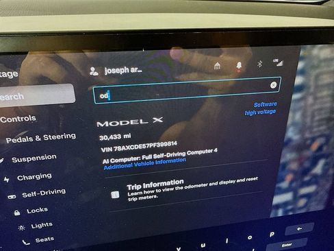 Used 2023 Tesla Model X AWD/4WD image 33