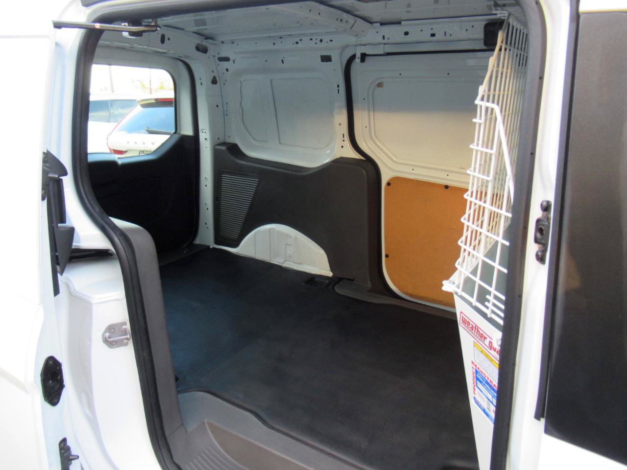 Used 2020 Ford Transit Connect XL FWD image 19