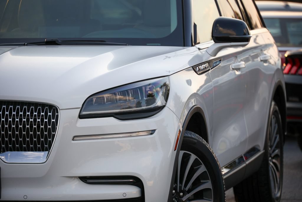 Certified 2022 Lincoln Aviator AWD w/ Premium Package image 20