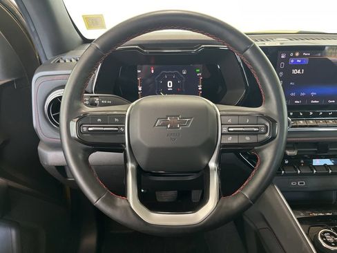 Used 2023 Chevrolet Colorado Z71 w/ Z71 Convenience Package 2 AWD/4WD image 6