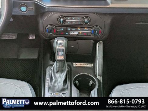 Used 2022 Ford Bronco Outer Banks w/ Sasquatch Package AWD/4WD image 17