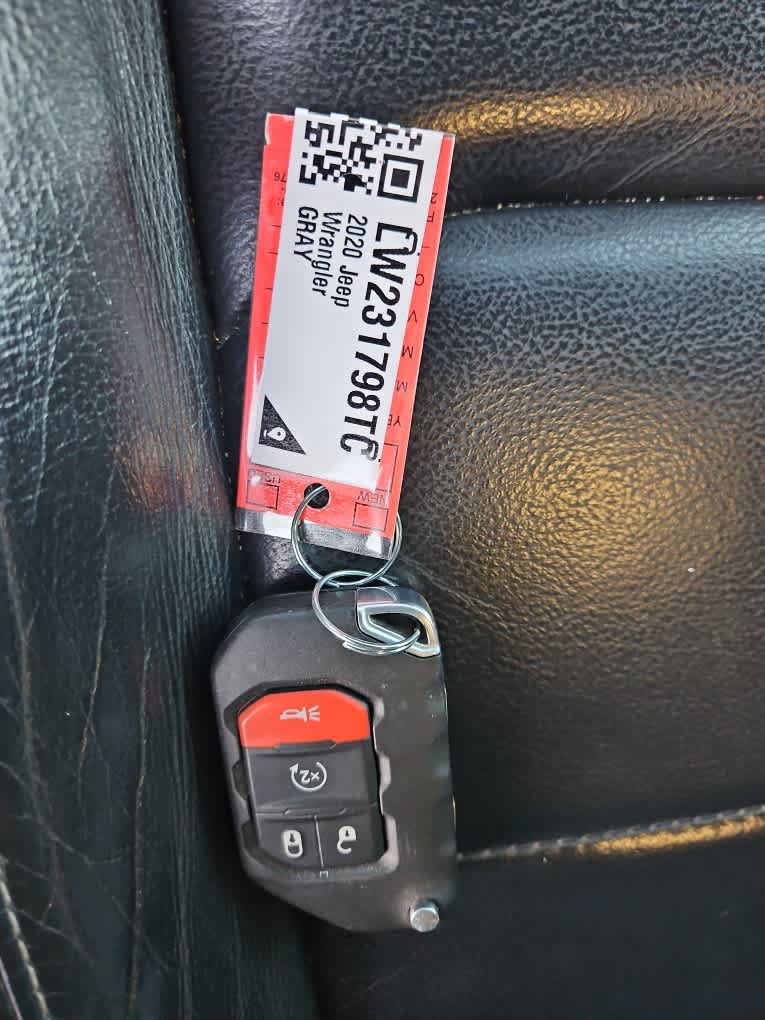Used 2020 Jeep Wrangler Unlimited Sahara AWD/4WD image 20