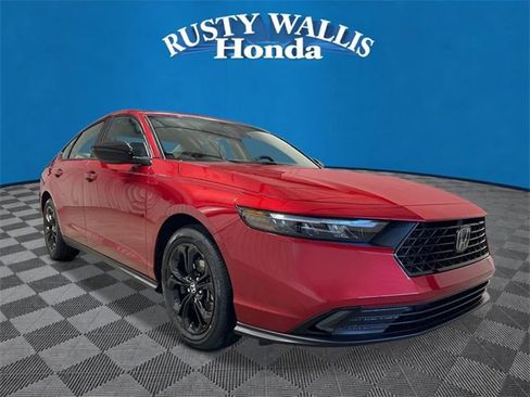 New 2025 Honda Accord SE image 1