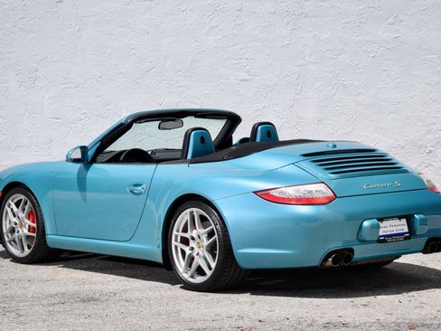 Used 2012 Porsche 911 Cabriolet image 11