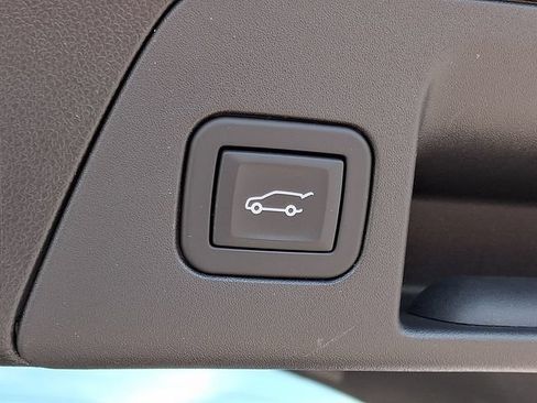 Certified 2023 Buick Envision Essence w/ Technology Package I AWD/4WD image 30