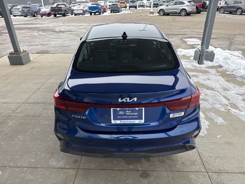 Used 2024 Kia Forte LXS image 7
