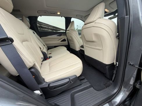 Used 2024 INFINITI QX60 Luxe FWD image 14