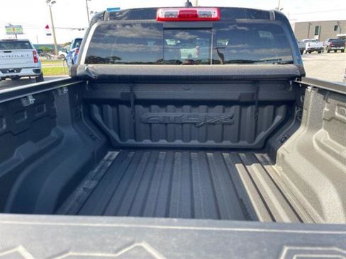 Used 2024 GMC Canyon AT4X image 12