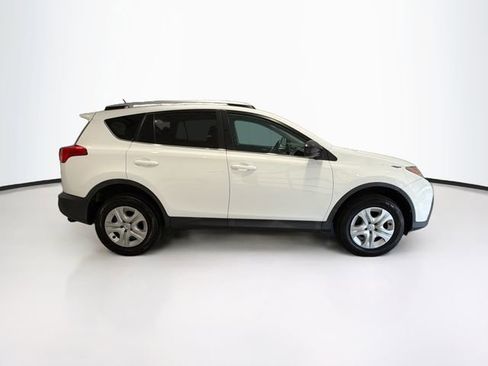 Used 2014 Toyota RAV4 LE FWD image 7