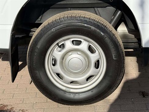 Used 2024 Ford F150 XL image 7