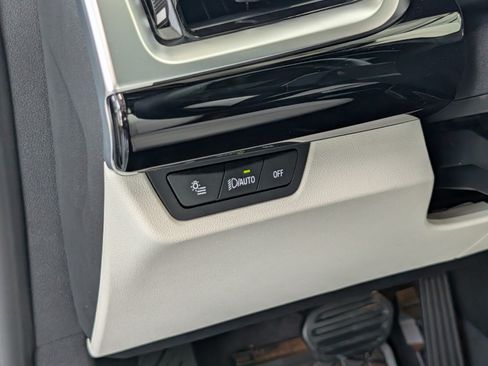 New 2026 BMW X1 xDrive28i w/ Technology Package AWD/4WD image 18