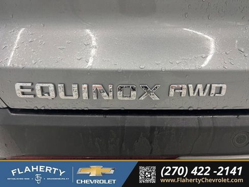 Used 2026 Chevrolet Equinox LT AWD/4WD image 18