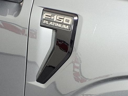 Used 2025 Ford F150 Platinum w/ FX4 Off-Road Package AWD/4WD image 4
