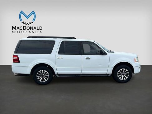 Used 2017 Ford Expedition EL XLT w/ Equipment Group 202A RWD image 8