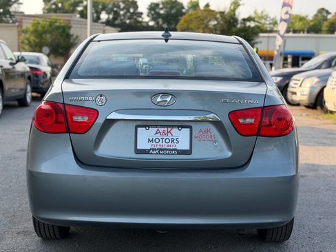 Used 2010 Hyundai Elantra GLS FWD image 7