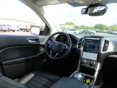 Used 2022 Ford Edge SEL w/ Convenience Package AWD/4WD image 22