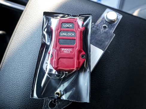 Used 2024 Toyota Tacoma TRD Sport image 34