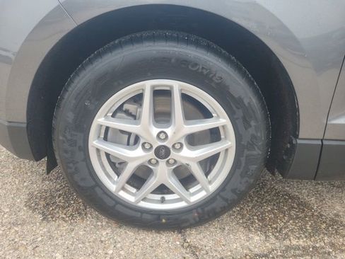 Used 2024 Ford Edge SEL image 26