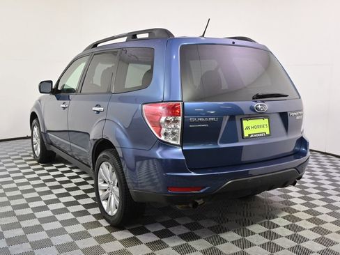 Used 2012 Subaru Forester 2.5X Premium w/ All-Weather Pkg image 4