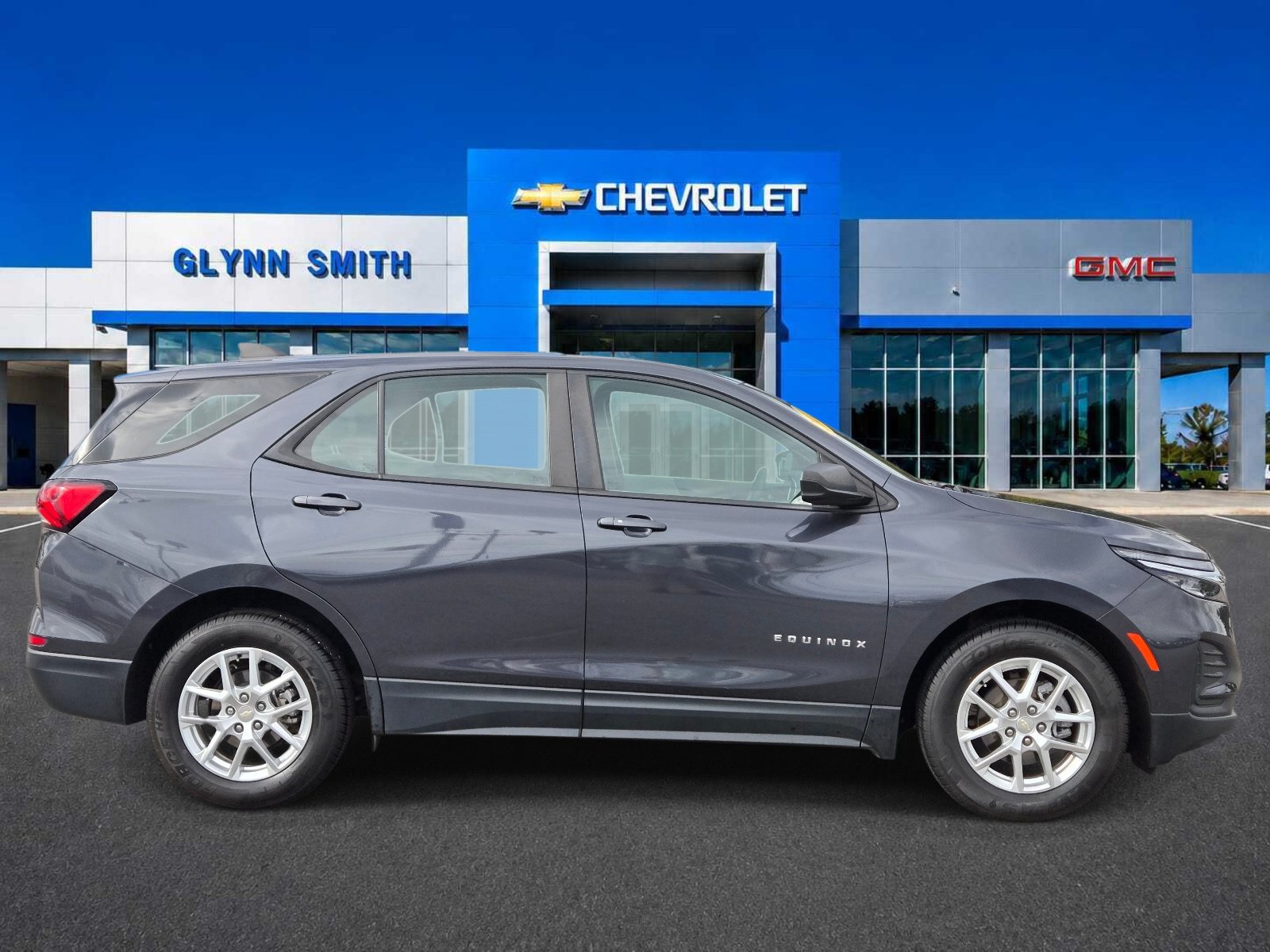 Used 2022 Chevrolet Equinox LS FWD image 6