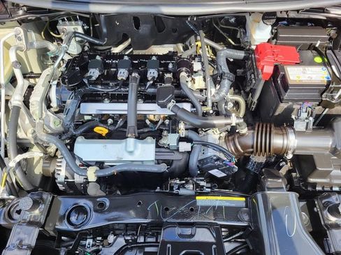 Used 2025 Nissan Versa SV w/ Trunk Package image 29