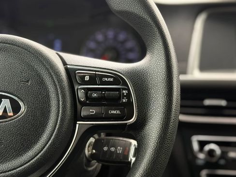 Used 2018 Kia Optima LX FWD image 35