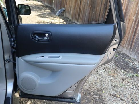 Used 2012 Nissan Rogue S w/ Special Edition Pkg FWD image 25