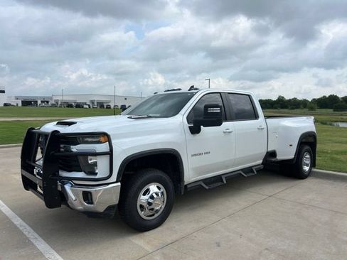 Used 2026 Chevrolet Silverado 3500 LT w/ All Star Edition AWD/4WD image 1