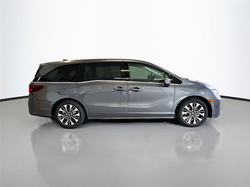 New 2026 Honda Odyssey Elite image 18