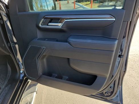 Used 2024 Chevrolet Silverado 1500 LT w/ Z71 Off-Road Package image 35