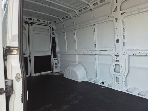 New 2026 RAM ProMaster 3500 w/ Convenience Group FWD image 8