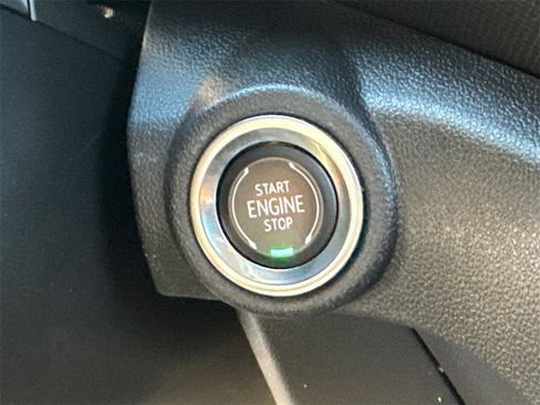 Used 2021 Chevrolet TrailBlazer LT image 31