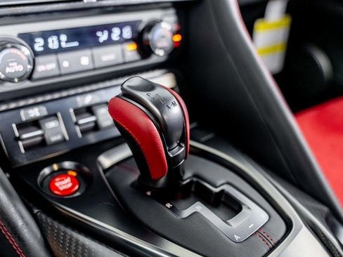 Used 2023 Nissan GT-R NISMO AWD/4WD image 9