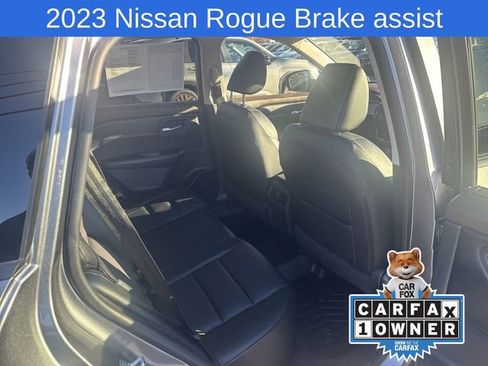 Used 2023 Nissan Rogue SV w/ SV Premium Package image 22