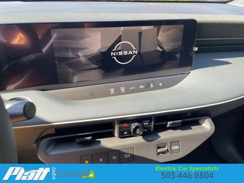 Used 2026 Nissan Leaf w/ Floor Mat Package (S+) FWD image 25