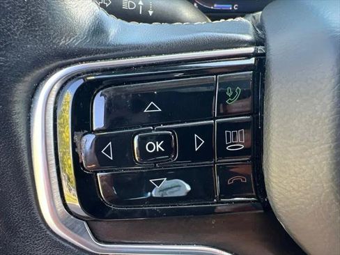 Certified 2022 Jeep Grand Wagoneer Series I AWD/4WD image 52