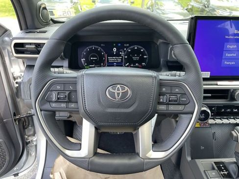 New 2026 Toyota 4Runner Platinum AWD/4WD image 15