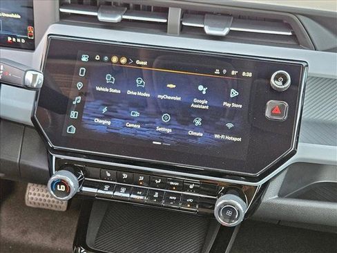New 2027 Chevrolet Bolt LT w/ Comfort Package FWD image 13