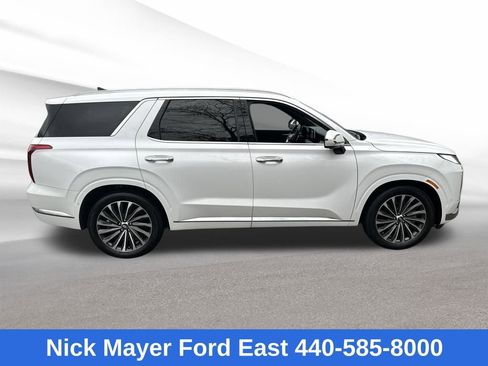 Used 2025 Hyundai Palisade Calligraphy image 8