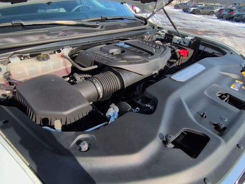 Used 2024 Jeep Wagoneer Series II w/ Flexible Seating Group image 13